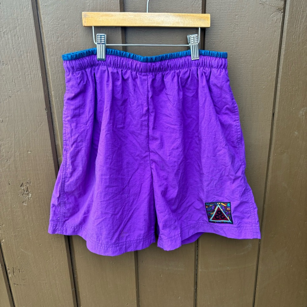 Nike ACG Shorts Medium Nylon Vintage Lined 90s Mens purple